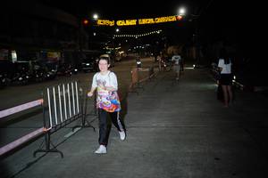 BIB: 20449
                            <button type="button" onclick="openModal(21794379)" class="btn btn-primary btn-sm float-right btn-popup" data-toggle="modal" data-target=".modal-high-quality">
                        <i class="fas fa-shopping-cart"></i> Add to Cart
                    </button>
                                            <button type="button" onclick="isThisMe(21794379, true)" class="btn btn-success btn-sm float-right btn-popup btn-isme hidden" data-toggle="tooltip" data-placement="bottom" title="นี่คือรูปของคุณใช่ไหม คลิกที่นี่เพื่อเอาเข้าอัลบั้ม">
                        <i class="fas fa-plus"></i> Add to album
                    </button>
                    <button type="button" onclick="isThisMe(21794379, false)" class="btn btn-warning btn-sm float-right btn-popup btn-isnotme hidden">
                        <i class="fas fa-ban"></i> Remove from album
                    </button>